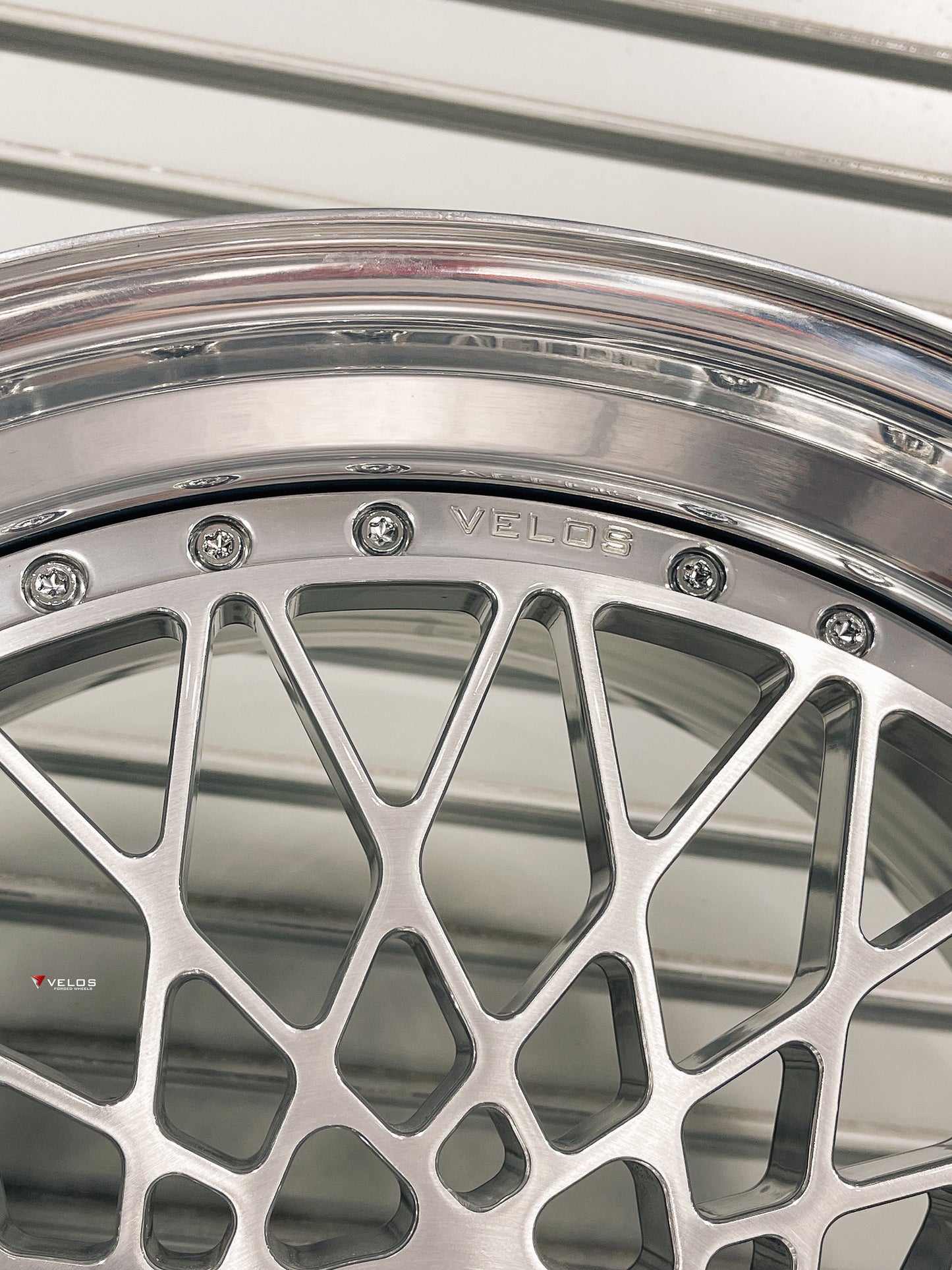 Velos VH 02 3 - Piece Slight Concave