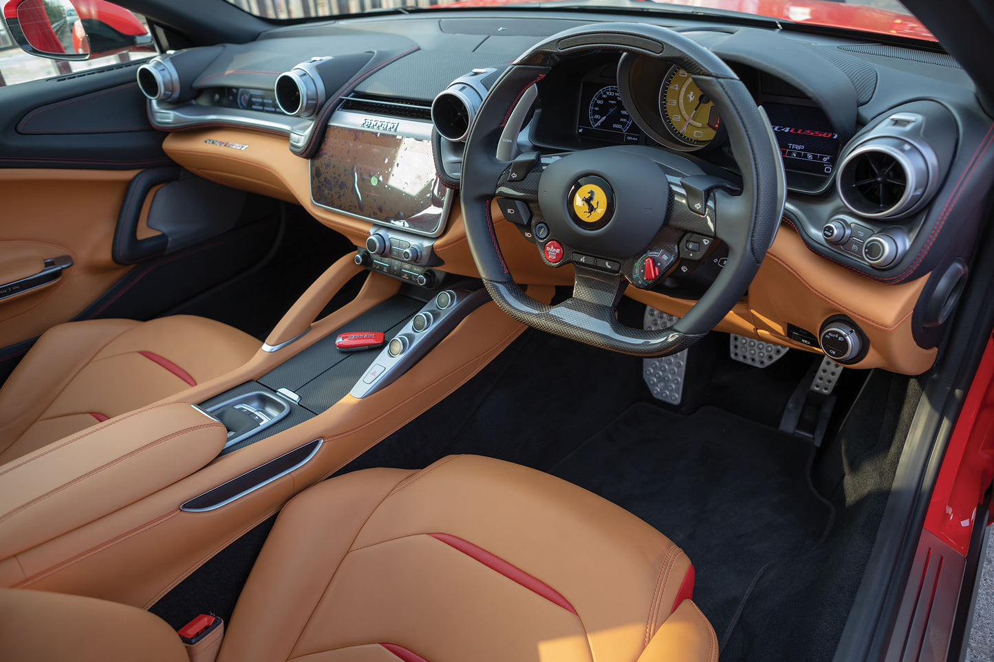 Ferrari GTC4 Lusso T
