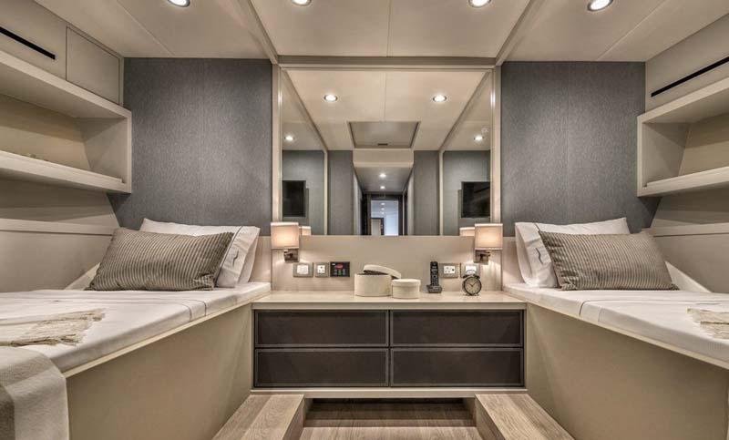 Dolce Lux Yacht | 110 FT
