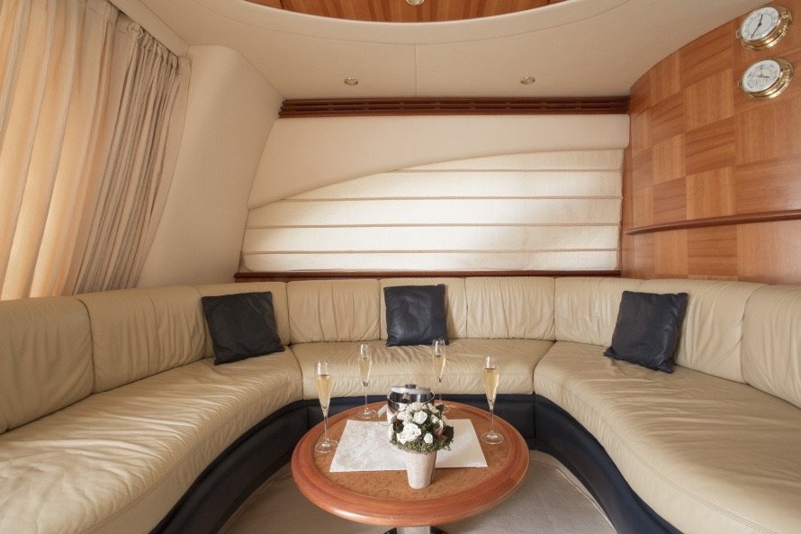 Streamliner Yacht | 62FT