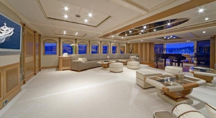 White Diamond | 170 FT