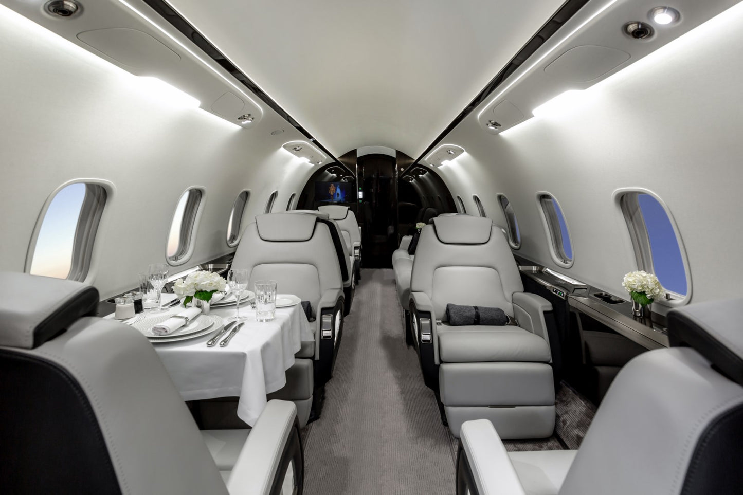 Bombardier Challenger 350